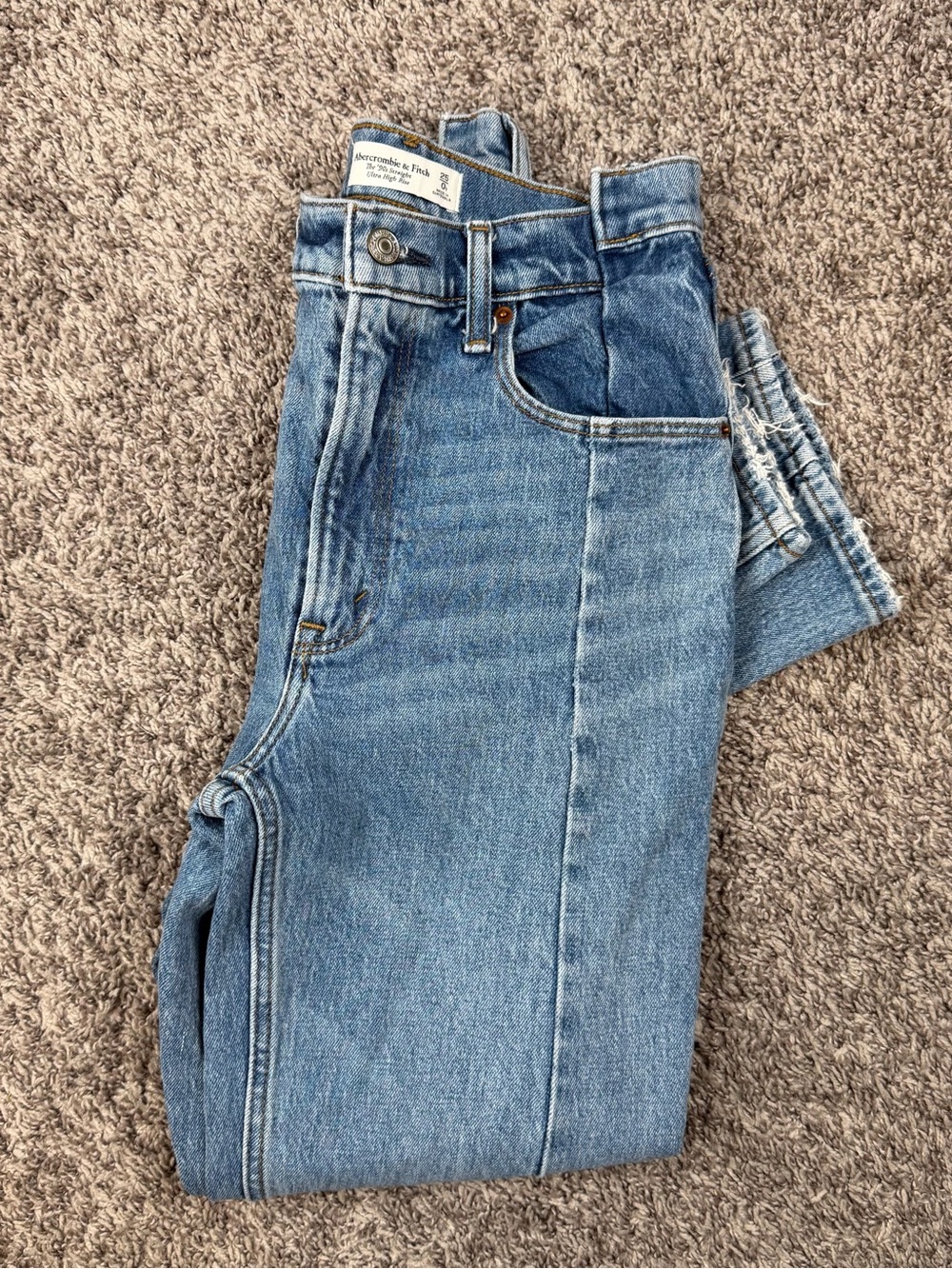 Y2K Abercrombie & Fitch The ’90s Straight Ultra High Rise Jeans in size 25/0